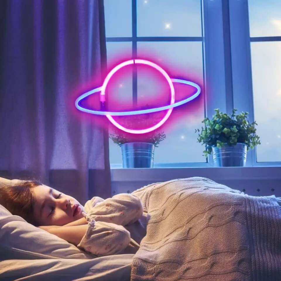 Neon Renkli Işıklı Satürn Pilli ve Usbli Çocuk Odası Duvar Gece Lambası