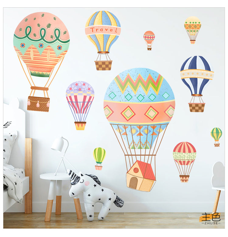 Renkli Uçan Balonlar Bebek & Çocuk Odası Duvar Sticker Çıkartma Seti